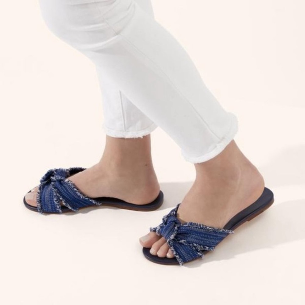 Rothy’s The Knot Blue Frayed Slip On Sandals 8 NWT